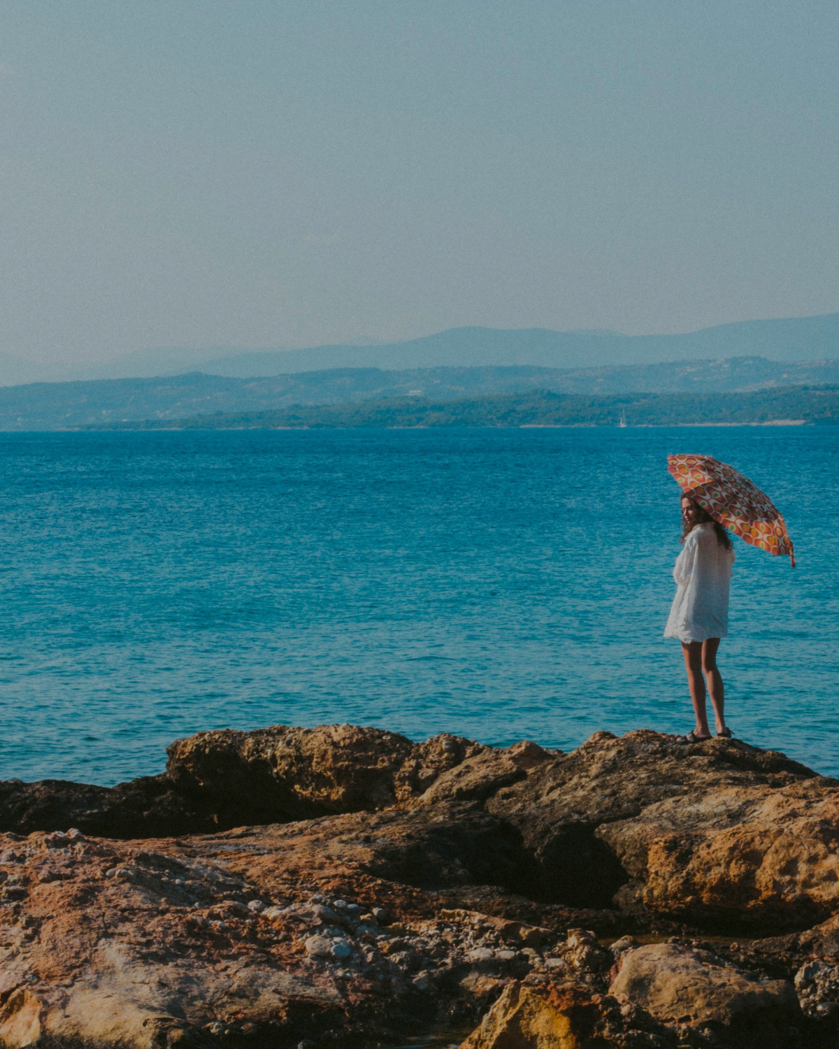 Your Ultimate Guide to Travel Umbrellas: Packing for Unpredictable Summer Weather