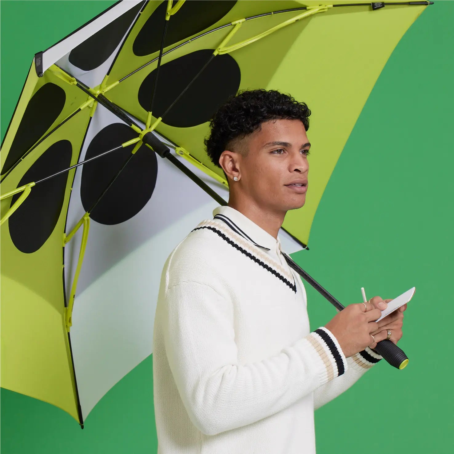 VORTEX UMBRELLAS KEEP YOU ON COURSE OUT ON THE COURSE